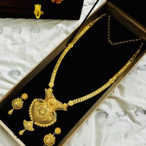 Varnika Haar Necklace Set | Regal Wedding Jewellery